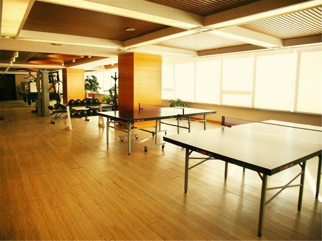 Dalian Bolt Hotel Екстериор снимка